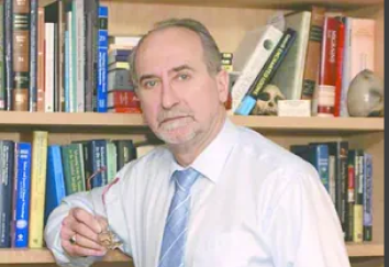 Dr Raymond Perrin